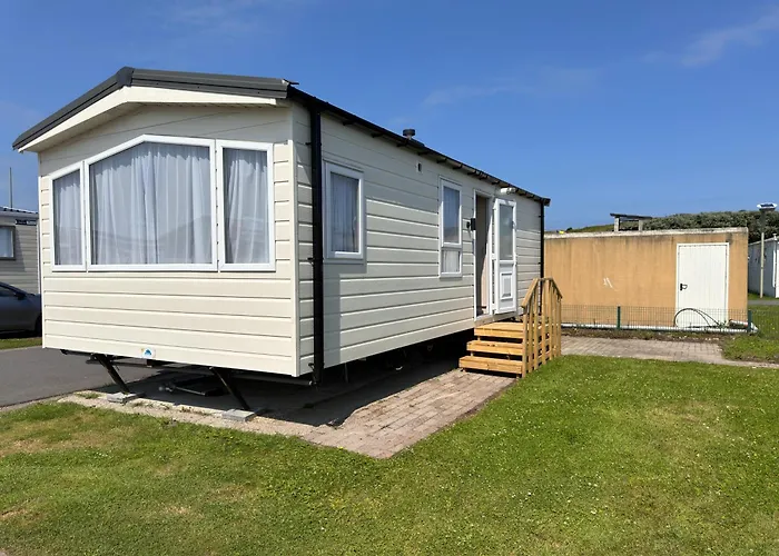 Camping Oasis 2 Slpk Caravan \'Topaz\'