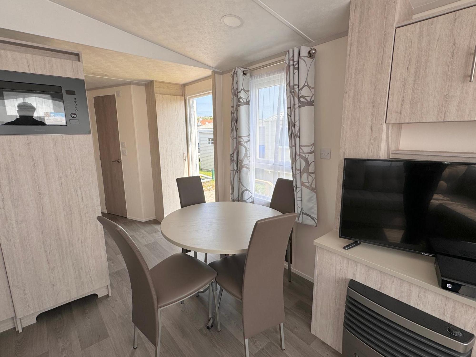 Camping Oasis 2 Slpk Caravan 'topaz' * Oostende