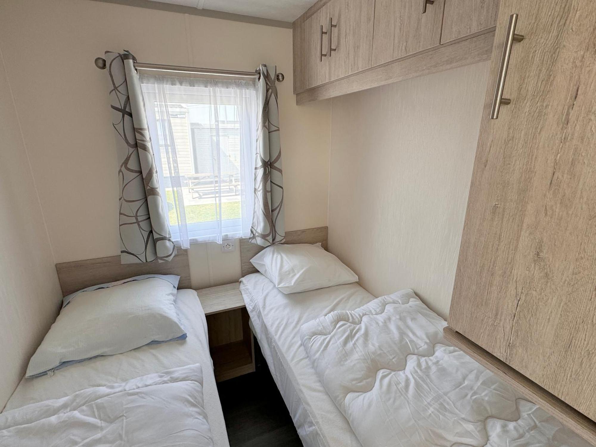 Camping Camping Oasis 2 Slpk Caravan 'topaz'